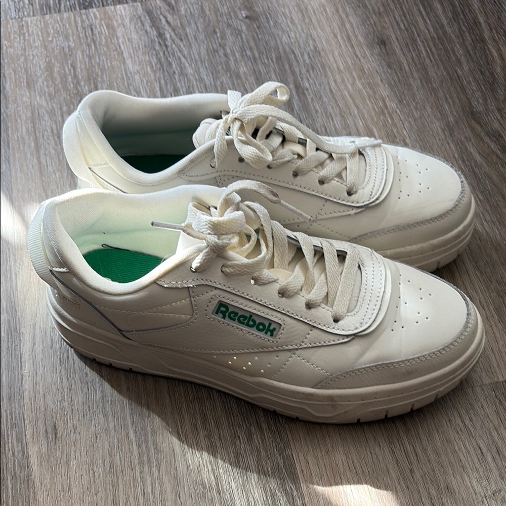 Reebok White and Green Women's Sneakers